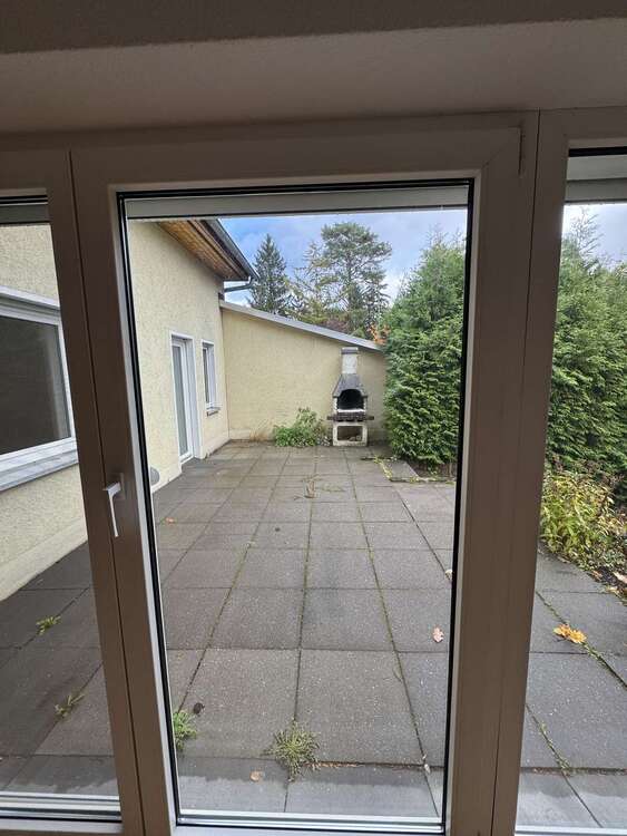 Thumbnail-Leerstehendes Reihenendhaus: 100m² groß + ruhig im Grünen gelegen, Falkensee, nahe Potsdam + Berlin