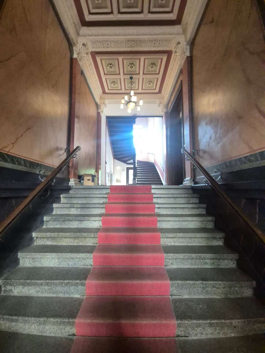 Thumbnail-MUSIKVIERTEL großzügige Etagenwohnung mit 2 Bädern + Gäste-WC + Balkon + Aufzug