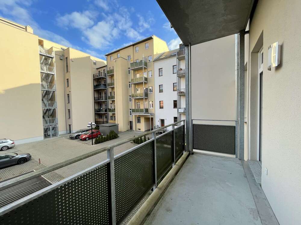 Thumbnail-Sanierte 2 Raumwohnung mit Balkon + Stellplatz am Brühl!