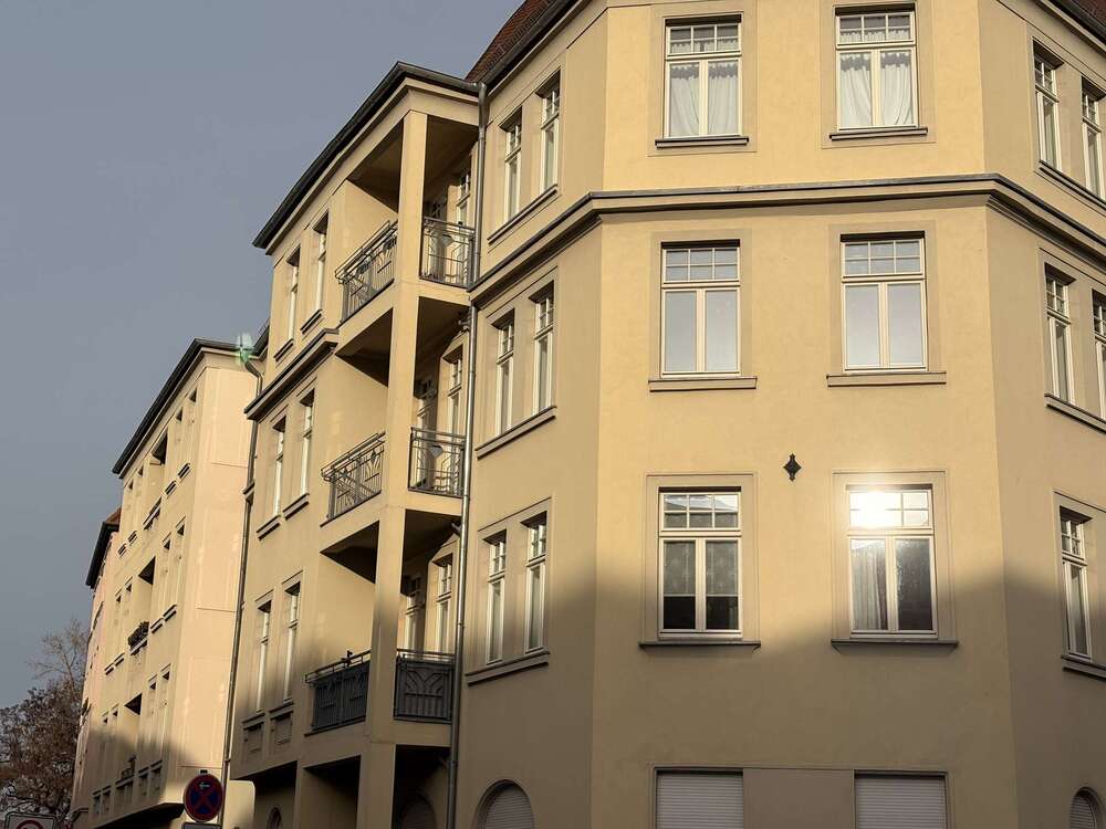 Thumbnail-Gemütliche 2 Raumwohnung mit Balkon und Einbauküche in Sudenburg!