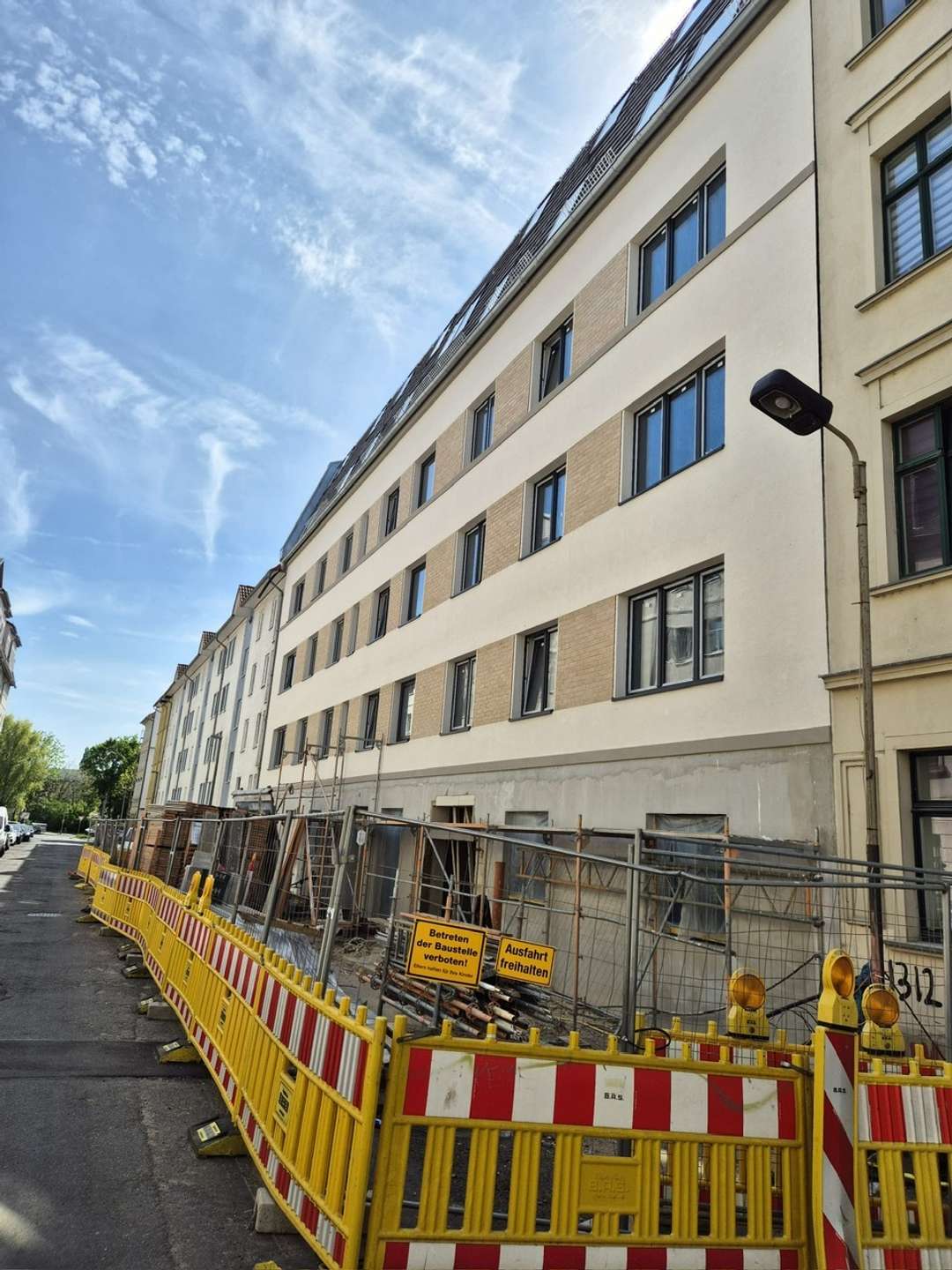 Vorderansicht April 2025