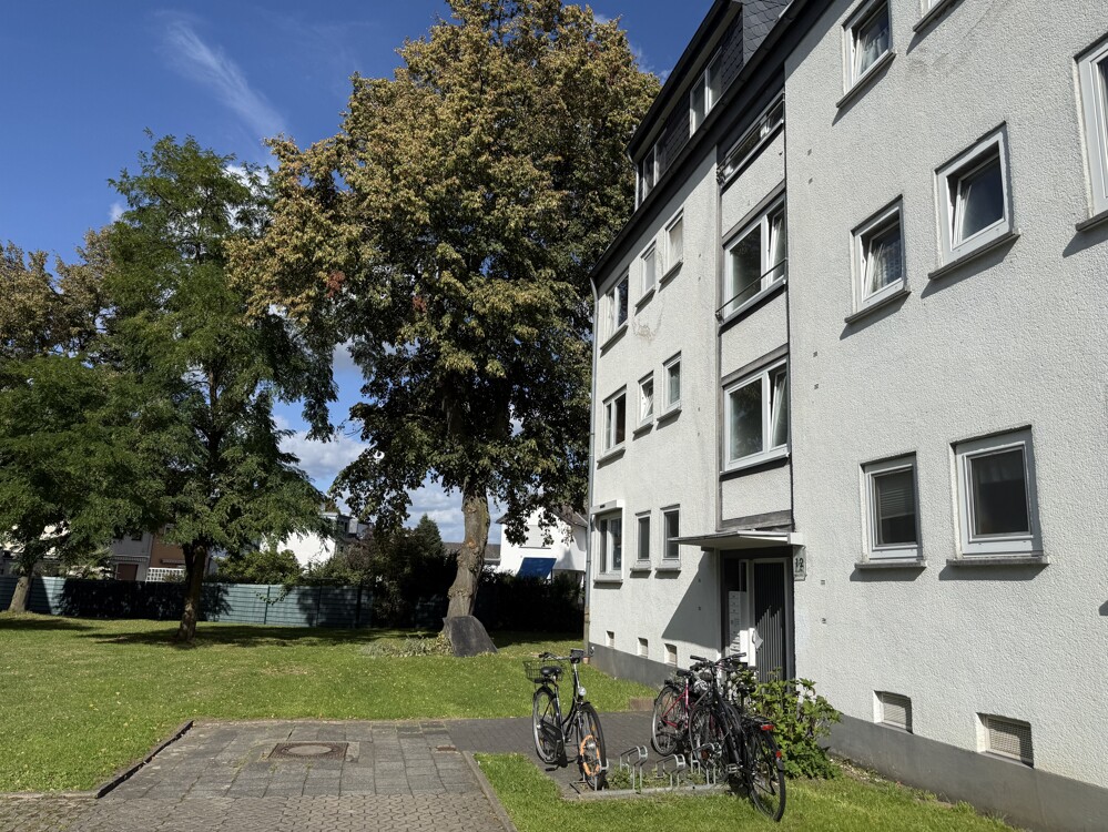 Thumbnail-Ruhige 3 Zimmer Wohnung mit Balkon und Etagenheizung