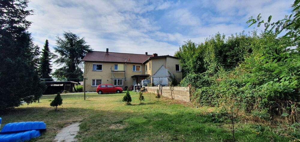 Thumbnail-Faktor 15 * Voll vermietet * Solides MFH mit Ausbaumöglichkeit