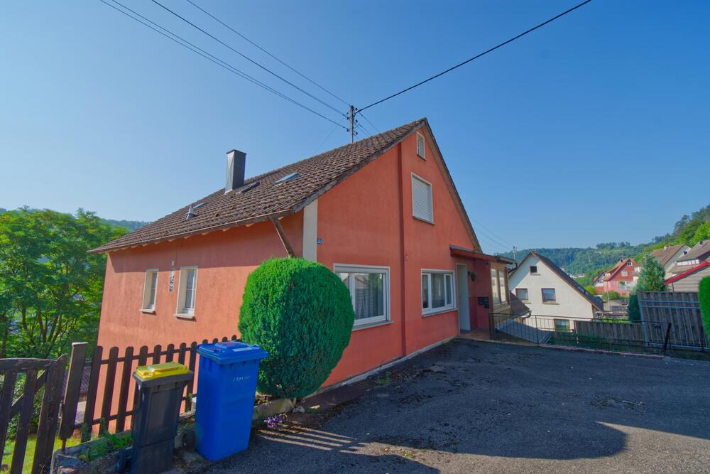 Thumbnail-Großes Haus in sonniger Hanglage – ideal für Familien!