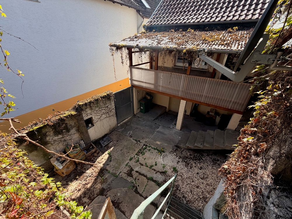 Thumbnail-***Sanierungsobjekt mit großem Potenzial in Mainz-Finthen, flexible Nutzungsmöglichkeiten***