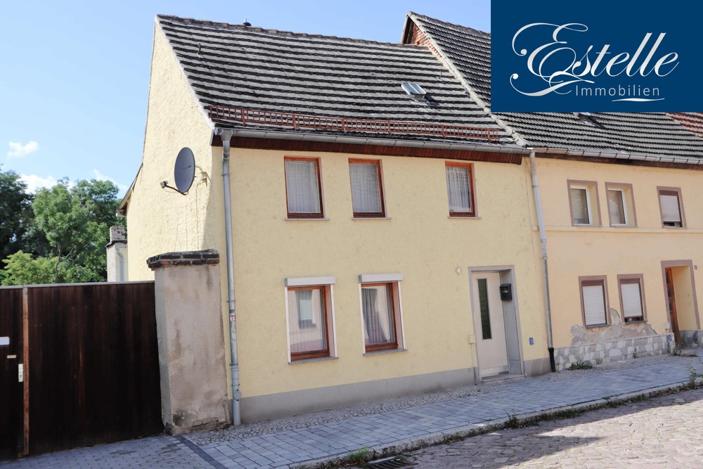 Haus straßenseitig links