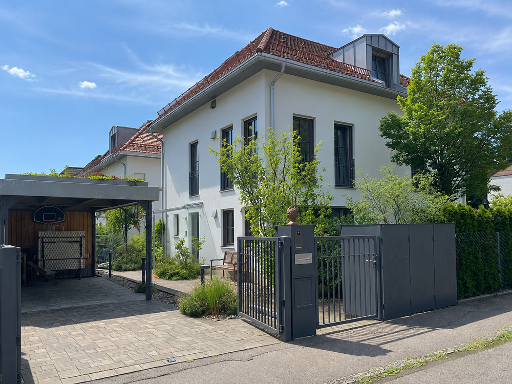 Thumbnail-Haus zum Mieten in München 3.950,00 € 205 m²