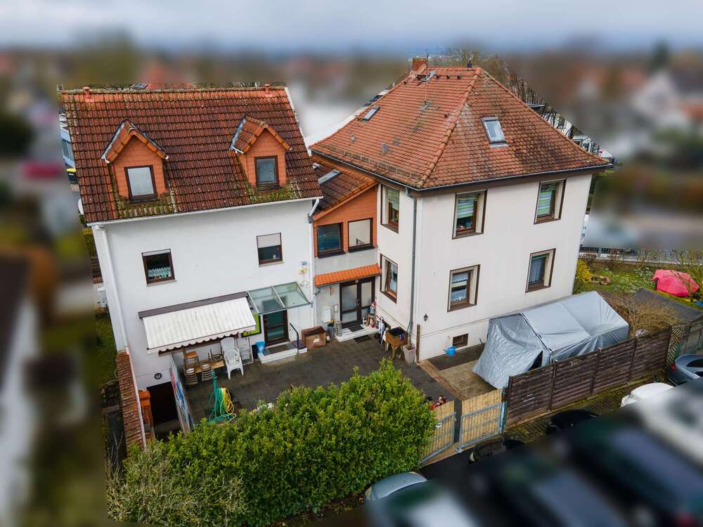 Thumbnail-Gelegenheit mit viel Potenzial: Zwei Häuser - ein Preis EFH mit Wohnhauserweiterung