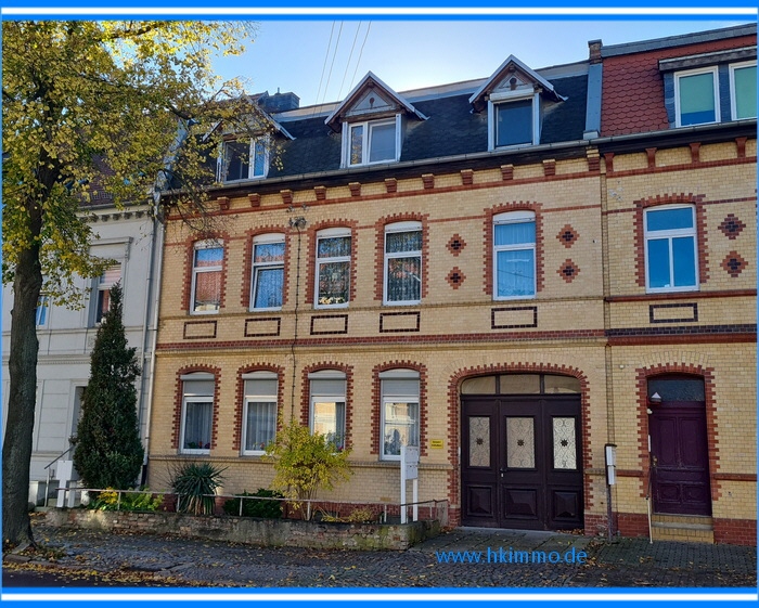 Thumbnail-Gründerzeithaus mit Klinkerfassade, Toreinfahrt und EFH in KöthenAnhalt