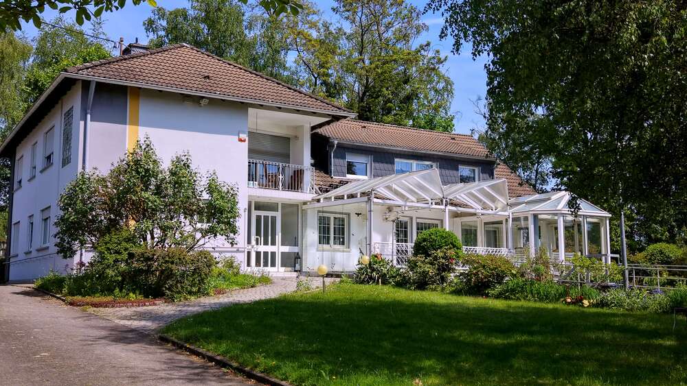 Thumbnail-Haus zum Kaufen in Völklingen 649.000,00 € 320 m²