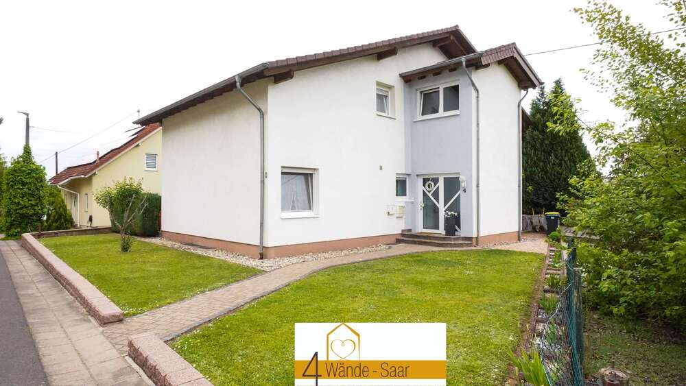 Thumbnail-Haus zum Kaufen in Schwalbach 399.000,00 € 255 m²