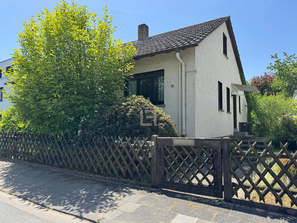 Thumbnail-Start ins Familienglück! Einfamilienhaus mit Entwicklungspotential in bevorzugter Premiumlage!