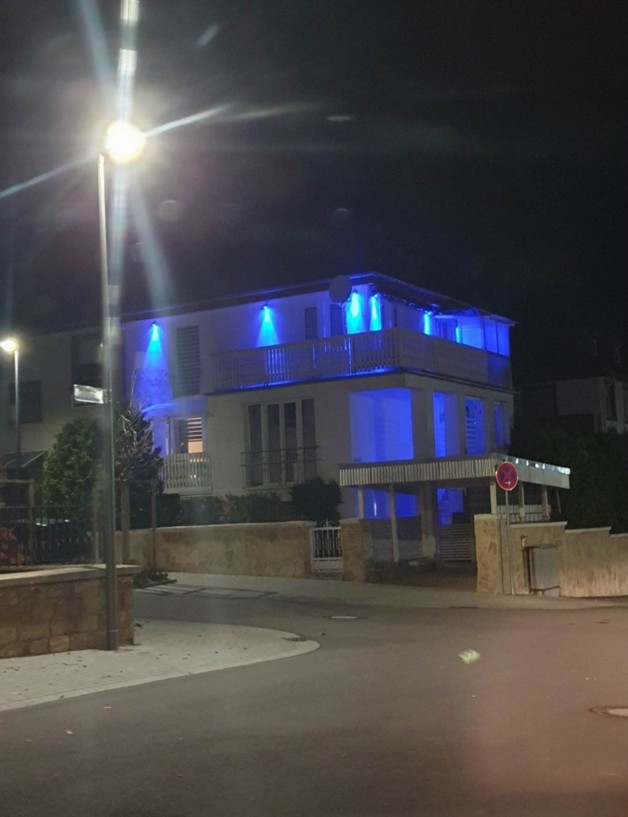 Thumbnail-Mehrfamilienhaus