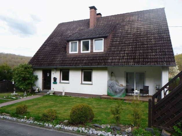 Thumbnail-Zweifamilienhaus mit ELW in Wilnsdorf