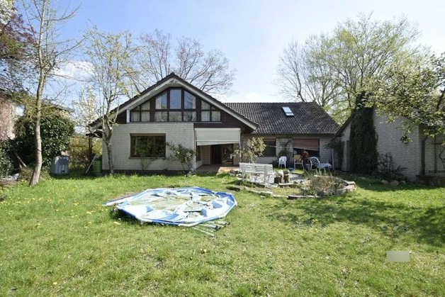 Thumbnail-Großes Ein-Zweifamilienhaus mitten im Zentrum von Kirchweyhe