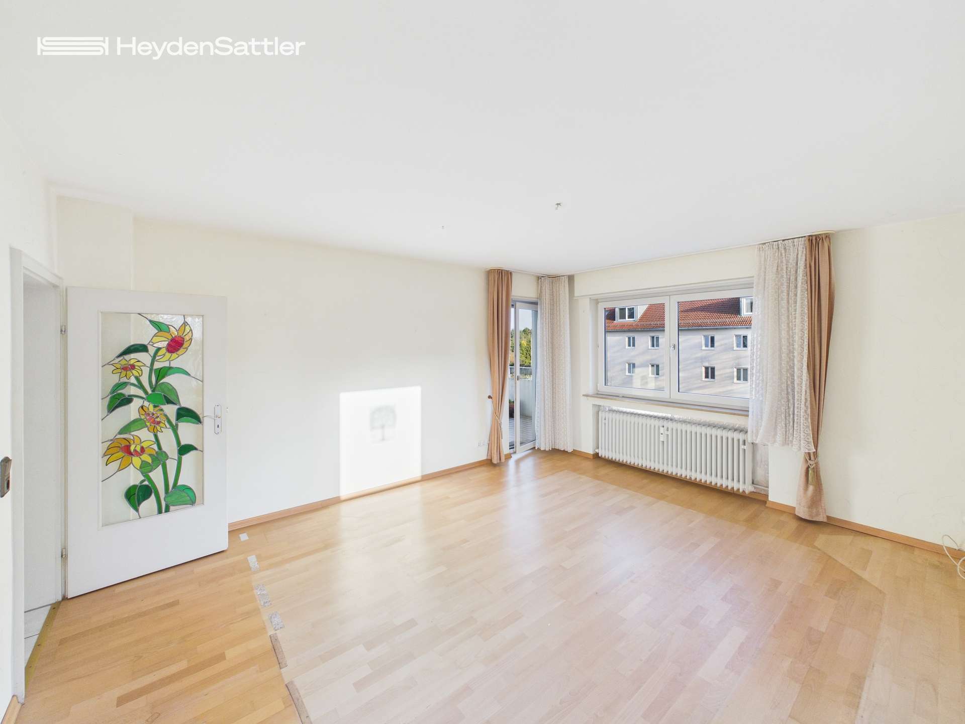 Thumbnail-Ruhige Wohnlage in Augsburg-Hochzoll. 3-Zimmer-Wohnung mit Südbalkon und Garage