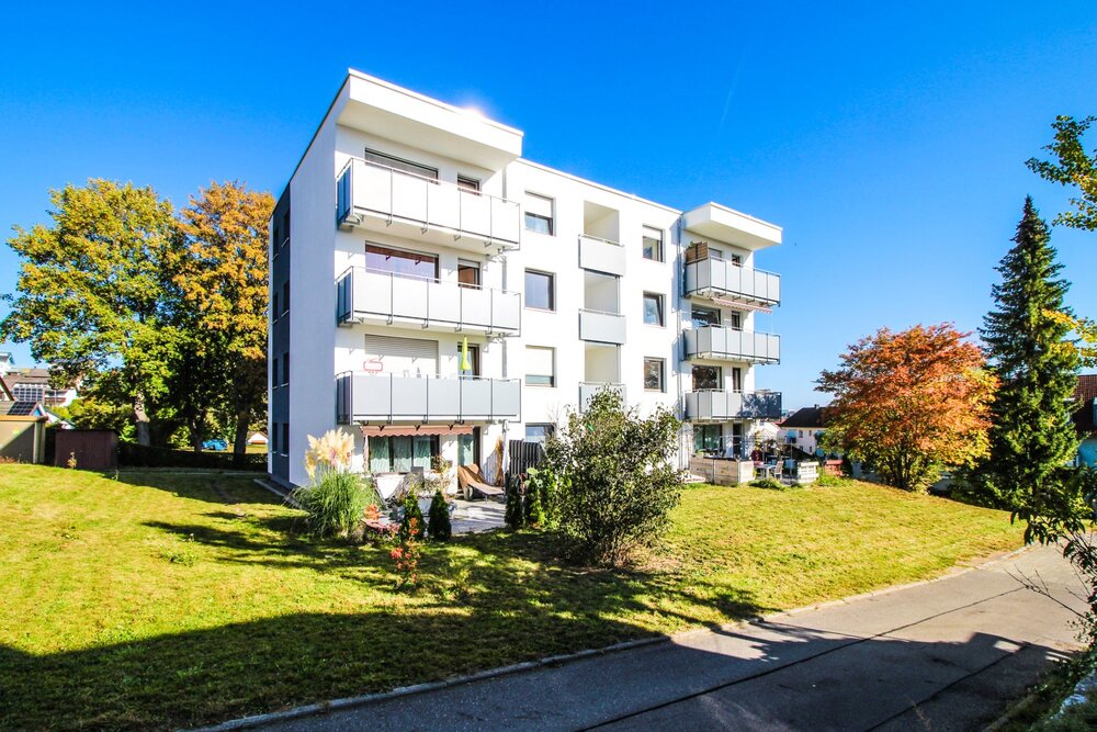 Thumbnail-Renovierte 3-Zimmer-Wohnung mit Garage in Niedereschach!