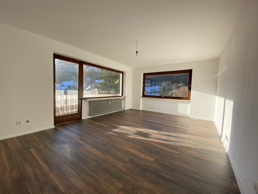 Thumbnail-Ruhige Renovierte 2 Zimmer Wohnung