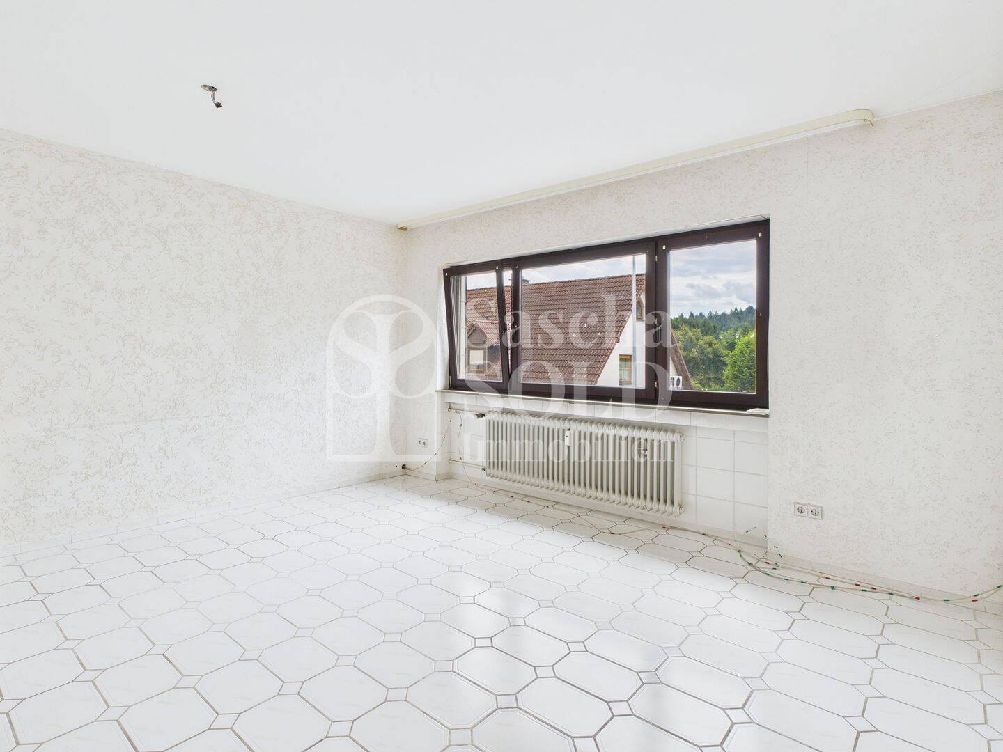 Thumbnail-Helle 4 ZKB Wohnung mit Balkon, Garage & großem Kellerraum - gut geschnitten in St. Ingbert-Hassel