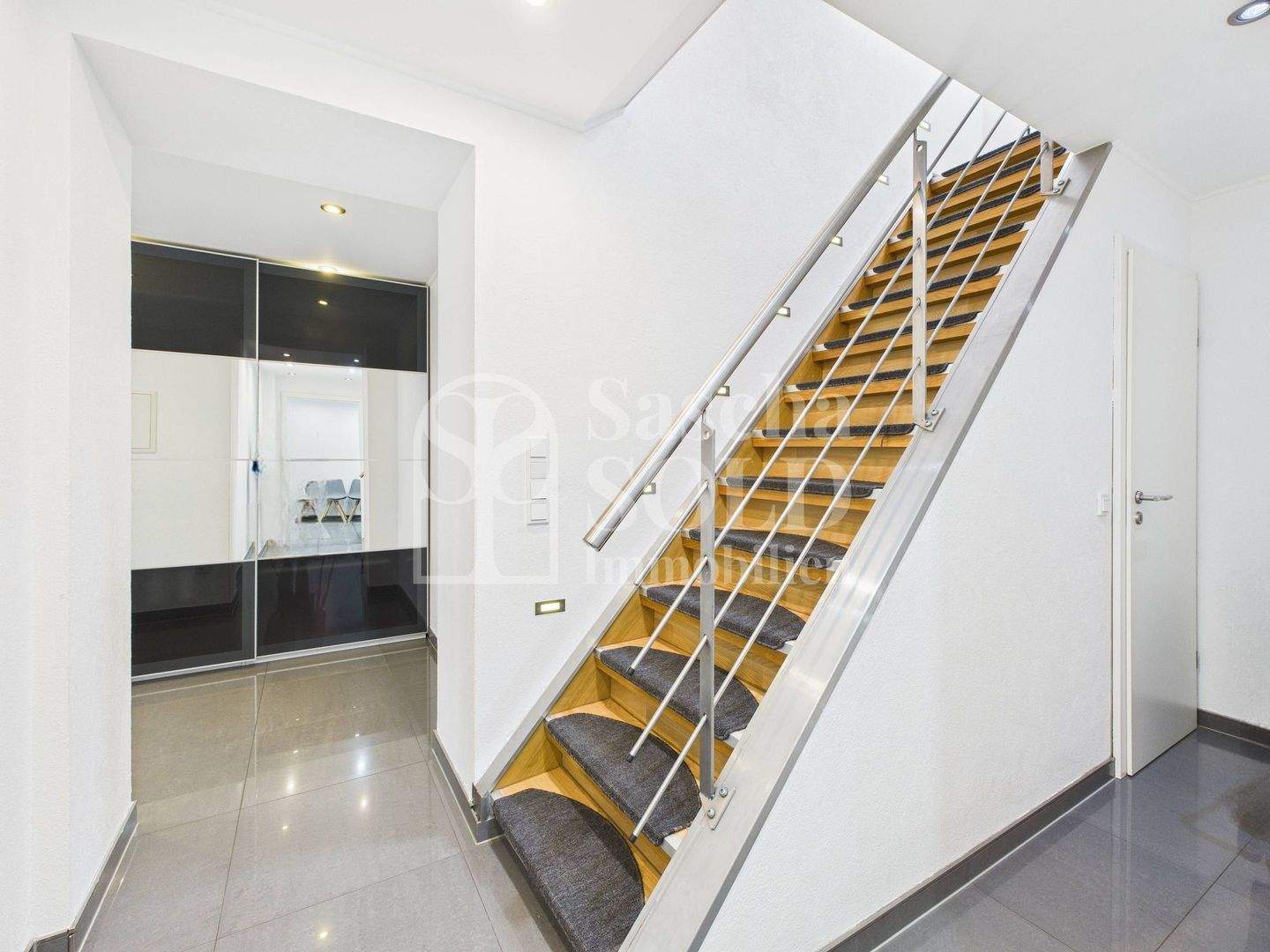 Thumbnail-Gepflegtes Einfamilienhaus mit 5 Zimmern und großem Garten in ruhiger Wohnlage von Eppelborn-Humes