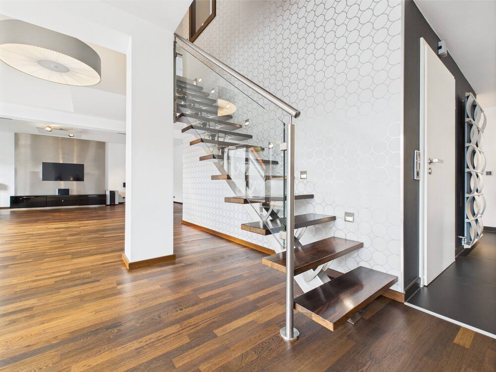 Thumbnail-Hochwertige Maisonettewohnung mit Wellnessbereich und moderner Einbauküche – provisionsfrei