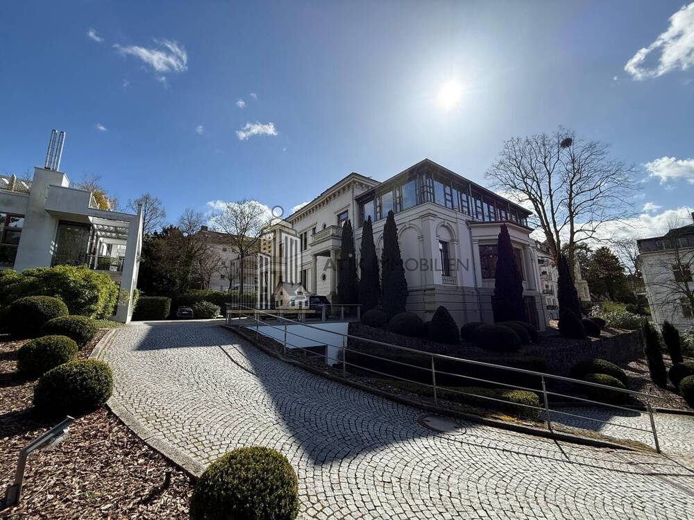 Thumbnail-ATIK: Historische Villa Sanssouci - Stilvolle Büroetagen mit Prestige - provisionsfrei