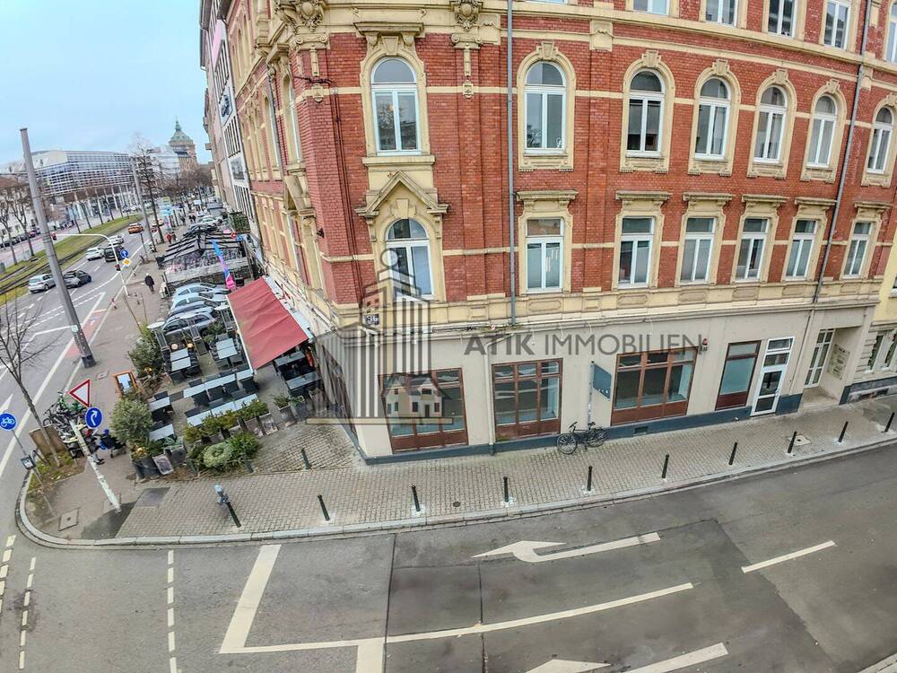 Thumbnail-ATIK: Exklusive Bürofläche mit Altbaucharme und Terrasse im Zentrum - provisionsfrei