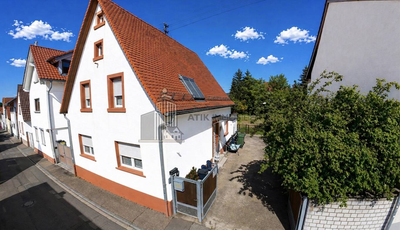 Thumbnail-ATIK: Saniertes Ein- bis Zweifamilienhaus mit großem Grundstück und vielseitigem Nutzungspotenzial