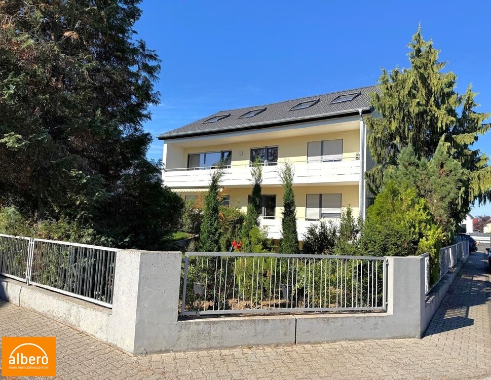 Thumbnail-albero:) renovierte, lichtdurchflutete 4 Zimmer in ruhiger Anwohnerlage und kleiner Wohneinheit