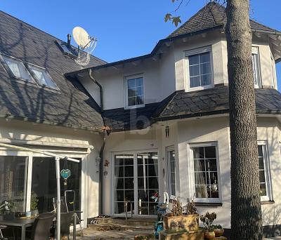 Thumbnail-SEHR GROßER FAMILIENTRAUM IN SEENÄHE