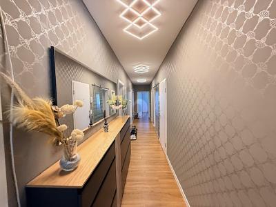 Thumbnail-STILVOLLES WOHNEN AUF HÖCHSTEM NIVEAU