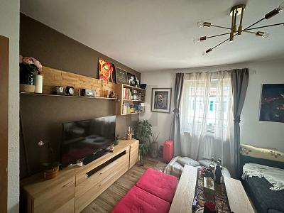 Thumbnail-HELL MIT BALKON IN BEVORZUGTER LAGE IN DEGERLOCH