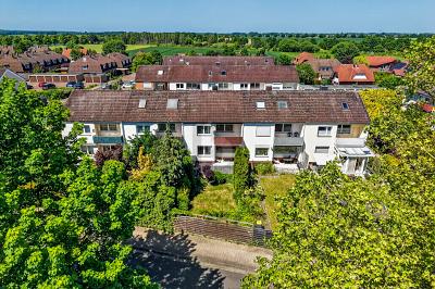 Thumbnail-FAMILIENIDYLLE MIT GARTEN