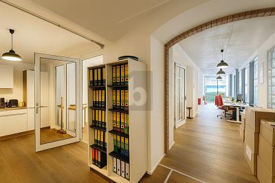 Thumbnail-MODERNE BÜROETAGE IN BESTER LAGE