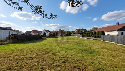 Thumbnail-RUHIGES BAUGRUNDSTÜCK IN SYKE SOFORT BEBAUBAR