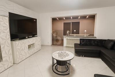 Thumbnail-MODERNES ZUHAUSE MIT WOHLFÜHLCHARAKTER