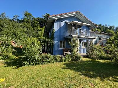 Thumbnail-FAMILIENIDYLLE MIT WEITBLICK