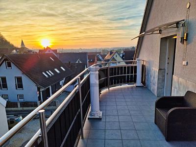 Thumbnail-CHARMANTER SCHNITT MIT TOP AUSBLICK INS GRÜNE