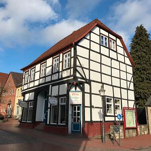 Thumbnail-AUSBAUEN. WOHNEN. KASSIEREN.