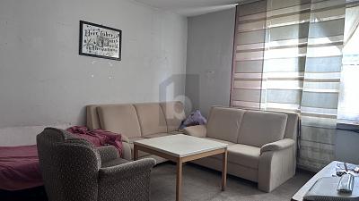 Thumbnail-ZWEIFAMILIENHAUS MIT STARKEM ENTWICKLUNGSPOTENZIAL