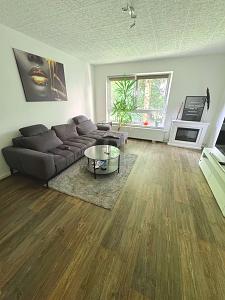 Thumbnail-HERZ DER LÖWENSTADT: MODERNE ALTBAU-WOHNUNG