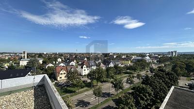 Thumbnail-ÜBER DEN DÄCHERN DER STADT