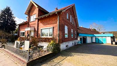 Thumbnail-MODERN WOHNEN MIT HALLE UND VIEL PLATZ