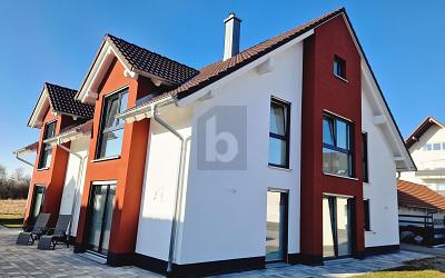 Thumbnail-EIN PLATZ AN DER SONNE FÜR 2 FAMILIEN