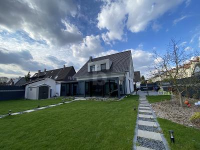 Thumbnail-ALLEINSTEHENDER FAMILIENTRAUM MIT GARTEN