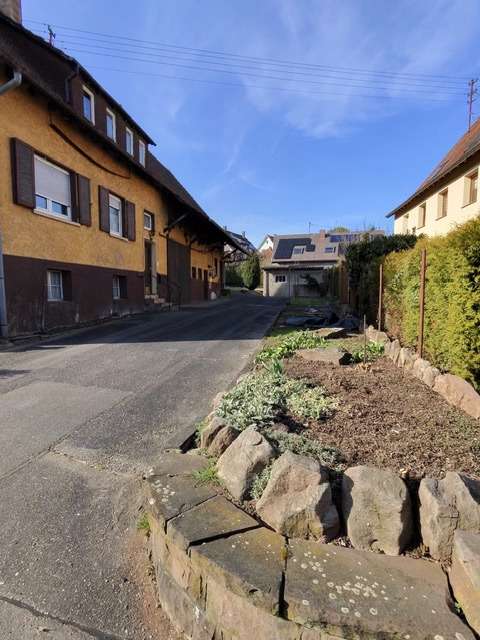 Thumbnail-Grundstück zu verkaufen in Straubenhardt 299.000,00 € 1071 m²
