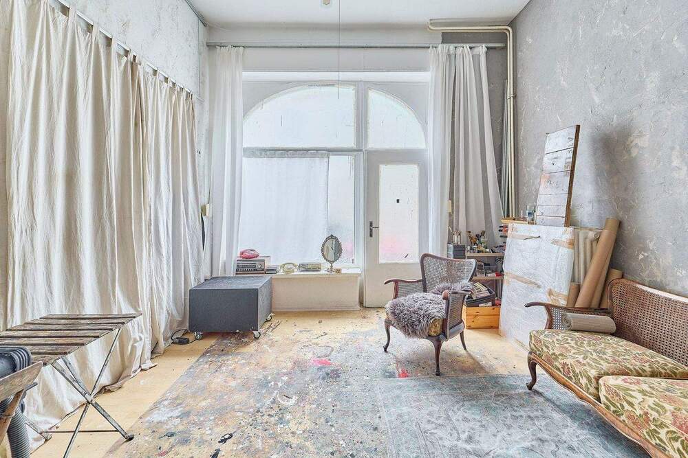 Thumbnail-Wohnen mit Atelier-Flair: Charaktervolle Altbau-Einheit mit Hof & großer Nutzfläche