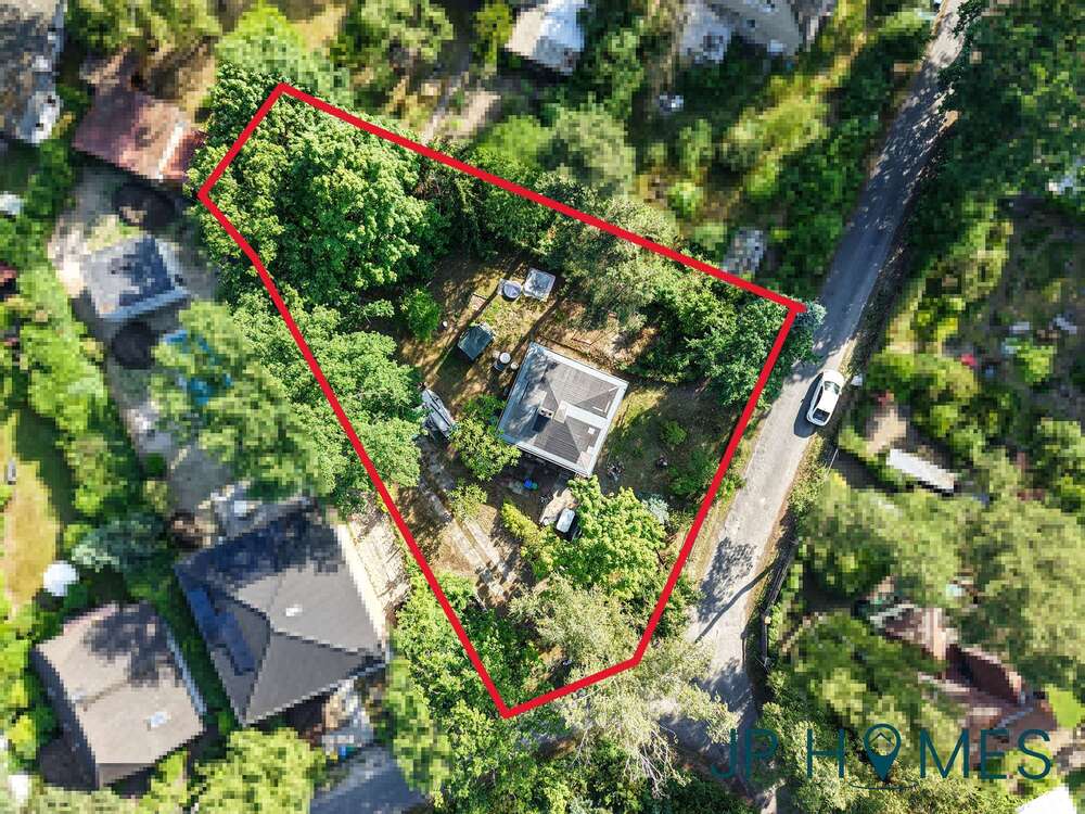 Thumbnail-Attraktives Grundstück in Top-Lage von Eichwalde – Potenzial für Ihr Bauprojekt