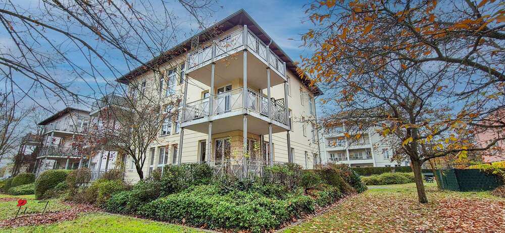 Thumbnail-Wohnen am Tiefen See – 2-Zimmer-Wohnjuwel mit Balkon & Tiefgaragenstellplatz