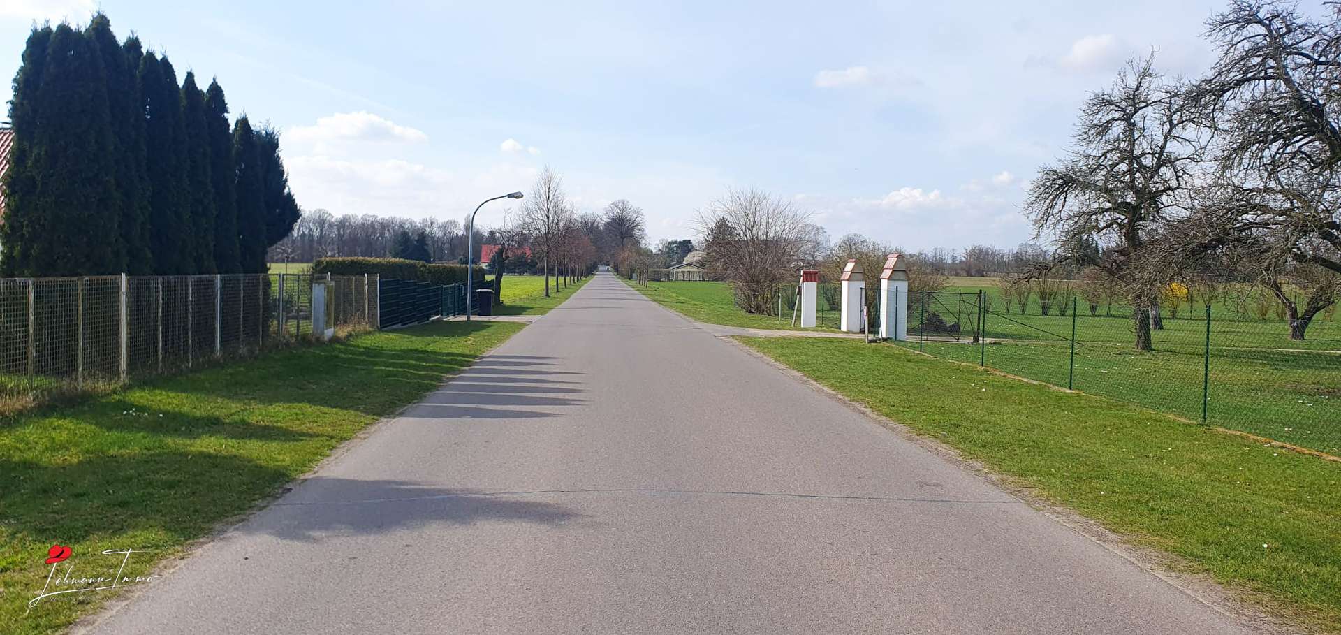 Thumbnail-Freizeitgrundstück mit Bestandsbungalow in ländlicher Lage nahe Berlin